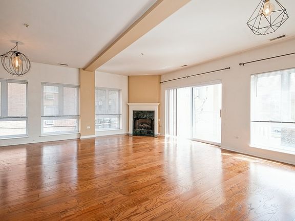 5th image of 1415 Sherman Ave APT 306
