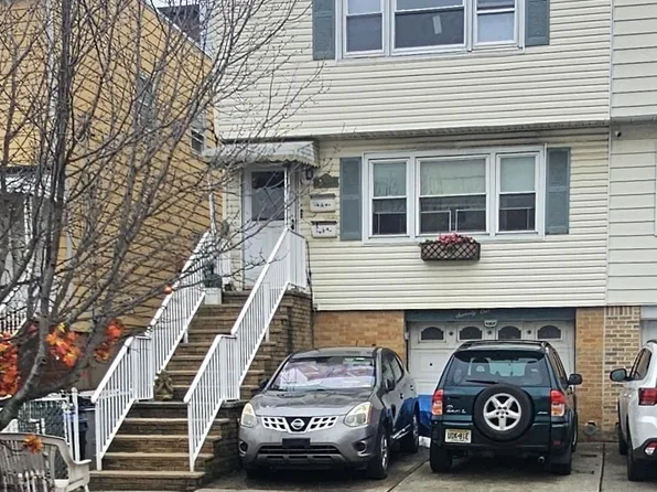 71 Prospect Avenue image 1 of 5