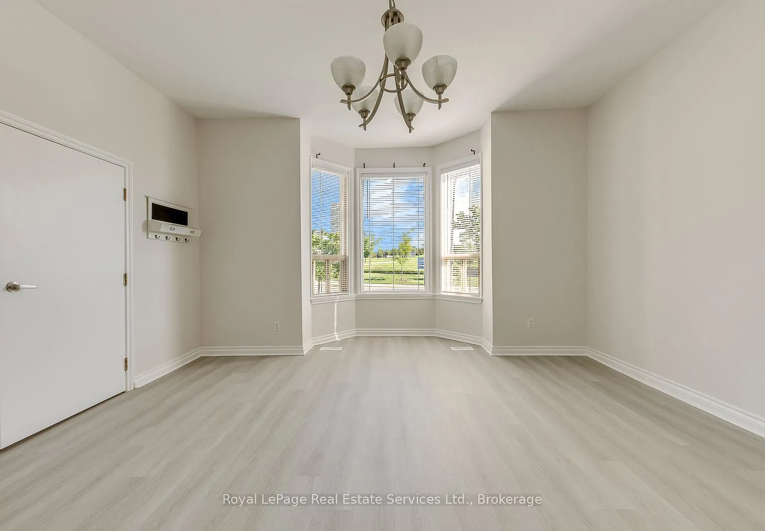 3 bed, $3,100 — Photo 4