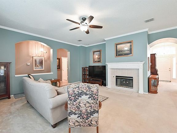 4th image of 1905 Winter Park Dr