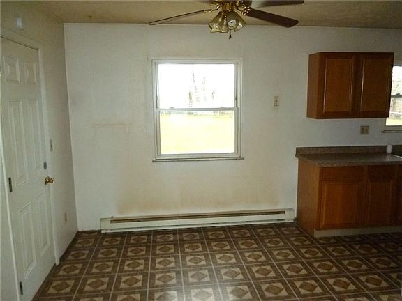 4th image of 10962 Comanche Dr