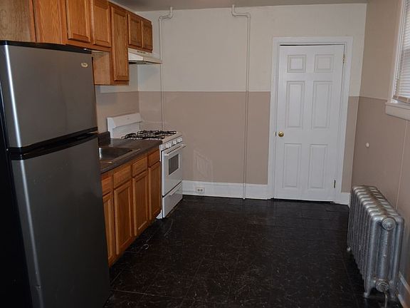 2nd image of 7231 Grays Ave