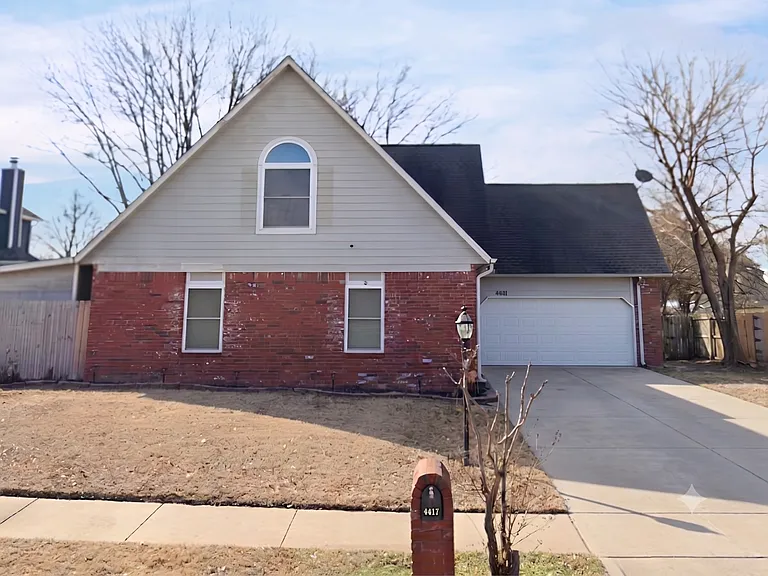 4417 W Toledo St — Photo 1