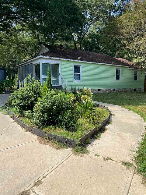 1st image of 236 Little River Rd