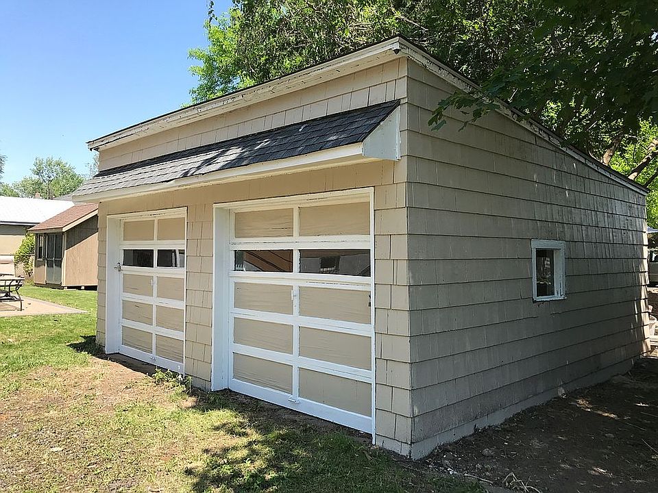 2 Car Garage