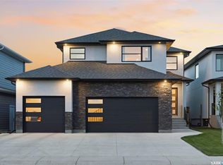 119 Woolf BEND, Saskatoon, SK S7W 1E6