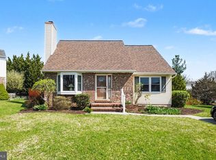 17 Rosehill Ct, Baltimore, MD 21236