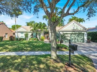 10299 Hunt Club Ln, Palm Beach Gardens, FL 33418