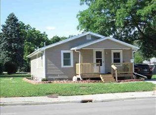 2404 W Memorial Dr, Muncie, IN 47302