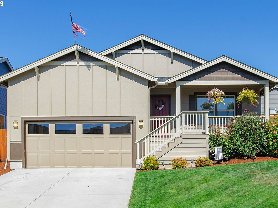 1st image of 404 Rocky Meadow Dr