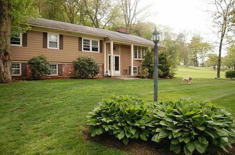 1st image of 26 Kirkbrae Dr