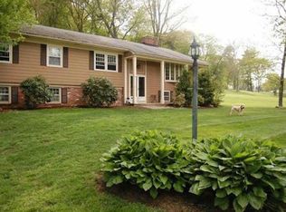 26 Kirkbrae Dr, Lincoln, RI 02865