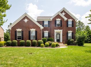 1029 Avery Trace Cir, Hendersonville, TN 37075
