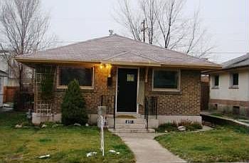 1st image of 851 Elm Ave