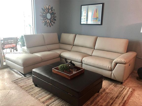 2nd image of 1200 Brickell Bay Dr APT 2012