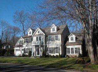 49 Willow Rd, Riverside, CT 06878