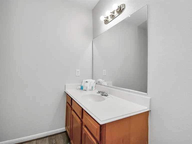 8102 Rhobell St #A — Photo 28