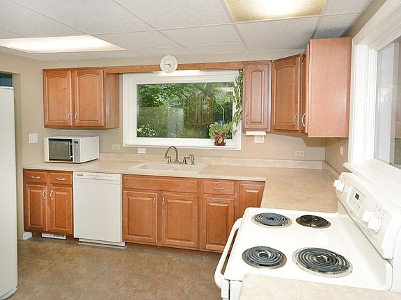 5th image of 1829 Byrd Dr.