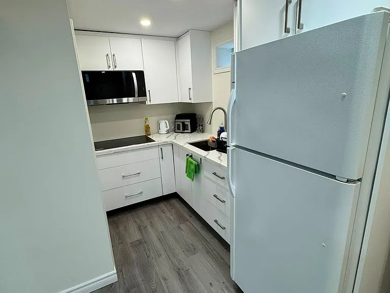 39 Crown Cres #BASEMENT — Photo 7