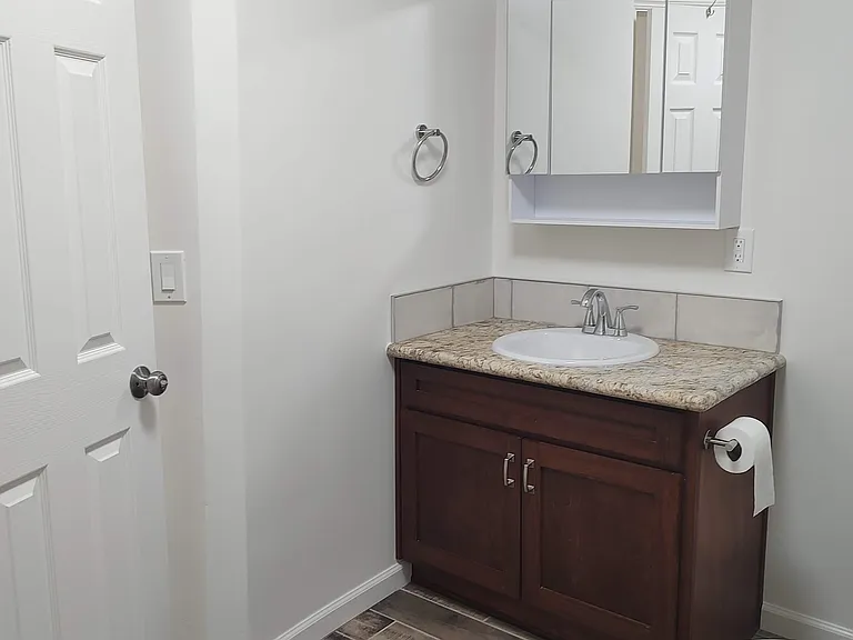 14294 Broadway St — Photo 6