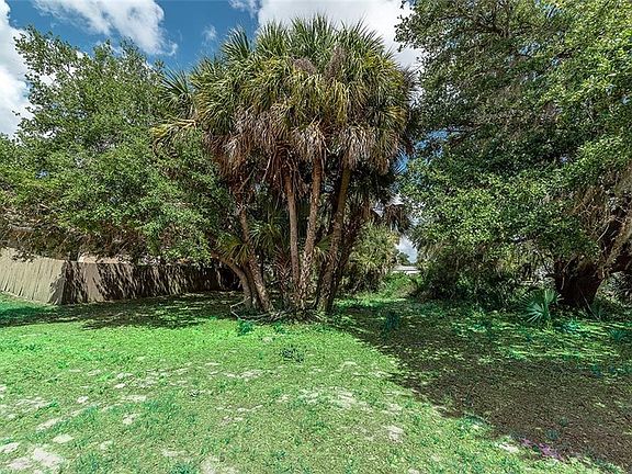 3rd image of 3023 S San Mateo Dr