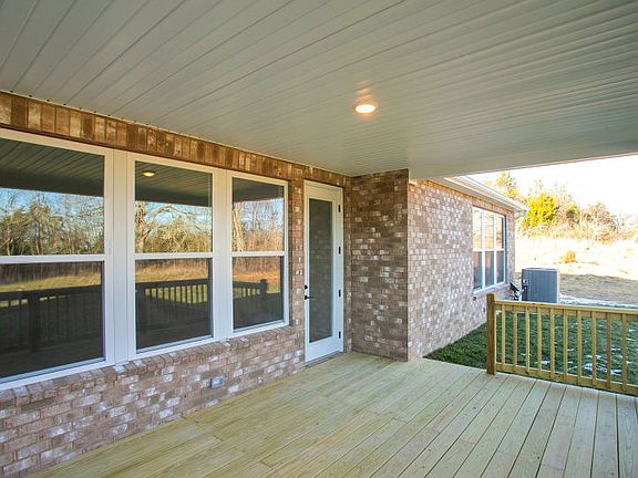 Homesite 319 Back Deck
