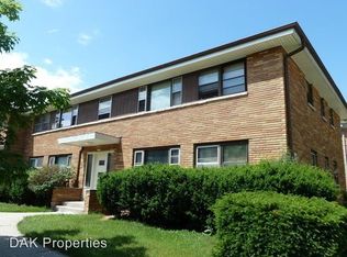 1211 E Singer Cir APT 4, Milwaukee, WI 53212