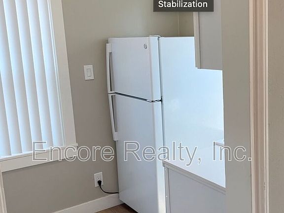5th image of 388 Park Way APT D