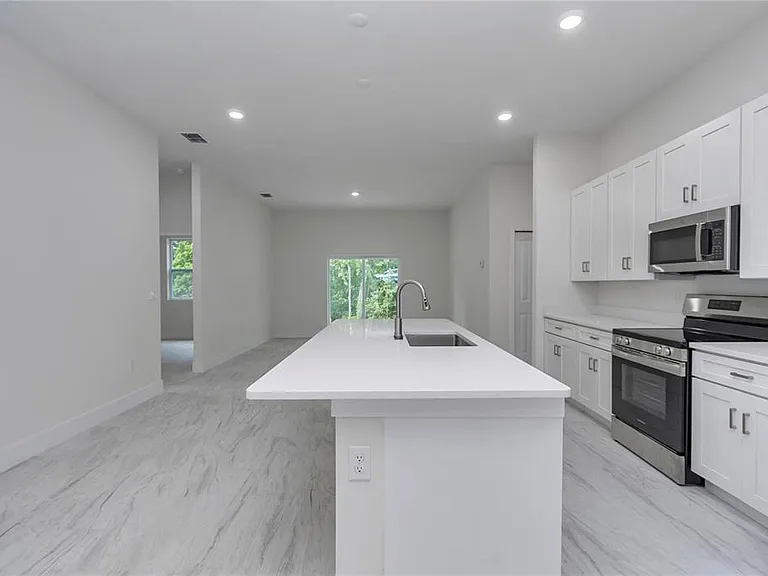 4592 SW Channel Heights Ct — Photo 9