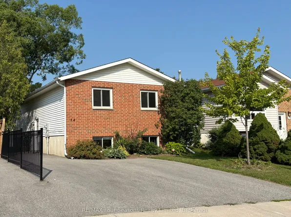 74 Telfer Rd, Collingwood, ON L9Y 4S2