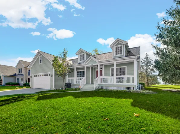 2161 Burnham Ct, Algonquin, IL 60102