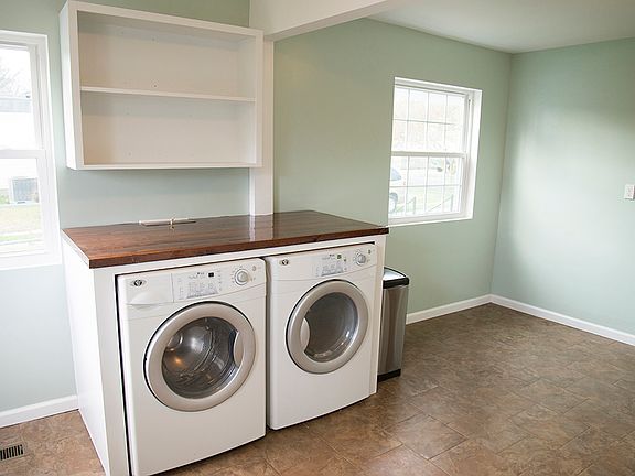 5th image of 3416 Bonner Dr W