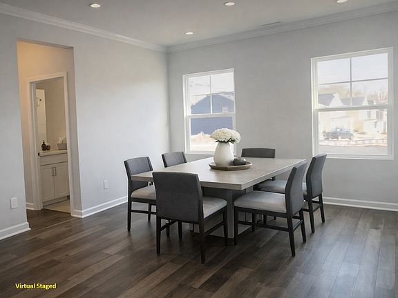 4th image of 713 Painted Daisy Ln