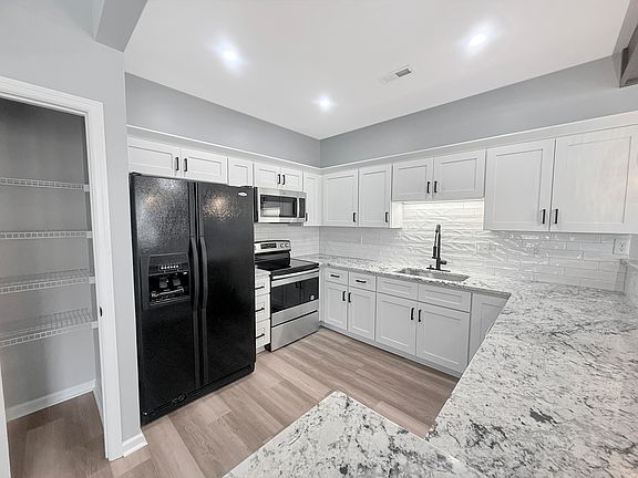 Fully remodeled kitchen with all appliances included