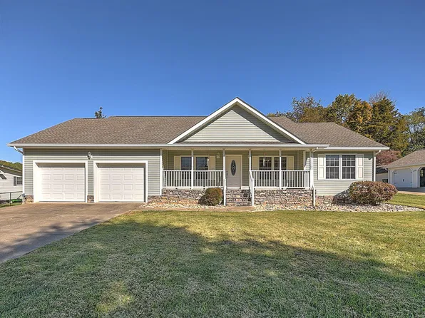 45 High St, Greeneville, TN 37745