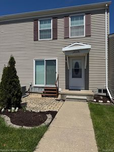 28239 Raleigh Crescent Dr, Chesterfield, MI, 48051