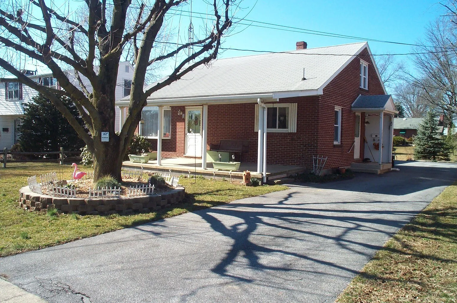 1851 Clinton Ave photo 1