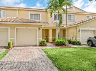 9113 Chambers St, Fort Lauderdale, FL 33321