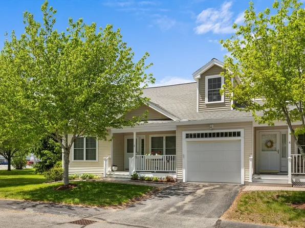 2 Veterans Way #2, Merrimac, MA 01860
