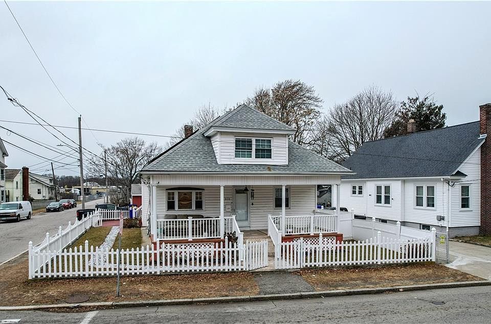 1st image of 970 York Ave