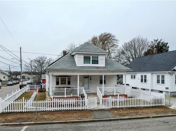 970 York Ave, Pawtucket, RI 02861