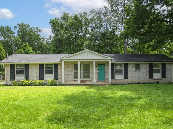 2008 Forrest Green Dr, Nashville, TN 37216