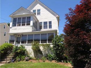 98 Richard St, West Hartford, CT 06119
