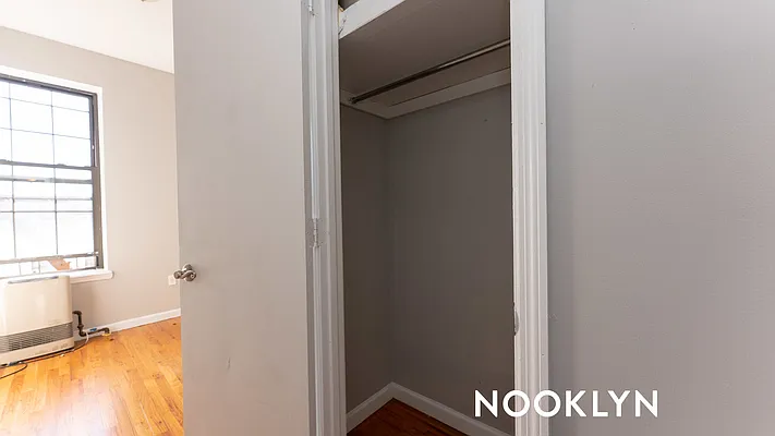 Rented by Nooklyn NYC LLC | media 9