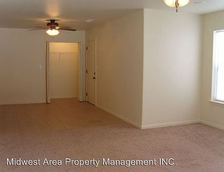 2nd image of 102B Booker Rd