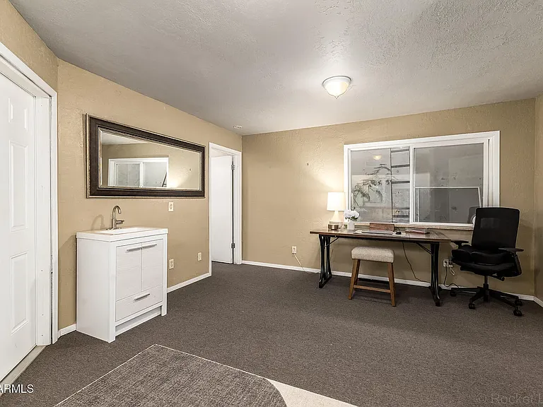 413 E Ellis Dr — Photo 19