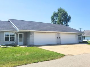 416 Pecor St, Oconto, WI 54153