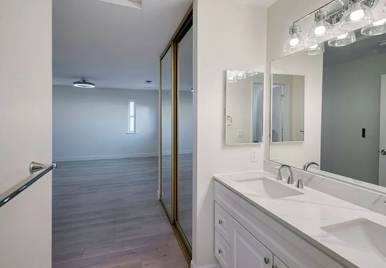6726 Calvine Rd — Photo 16