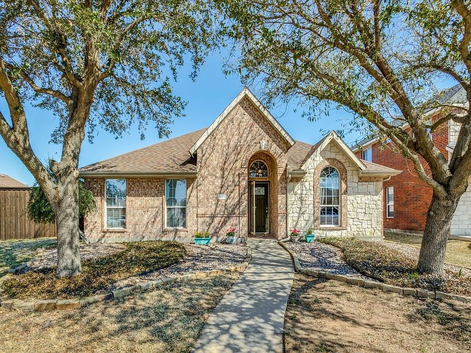 1st image of 1629 Lake Tawakoni Dr