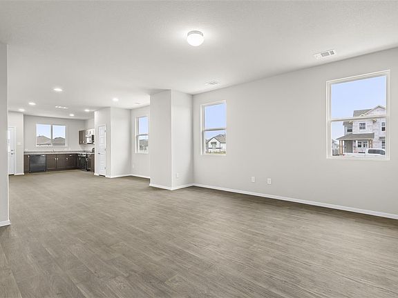 3rd image of 708 Running Creek Dr
